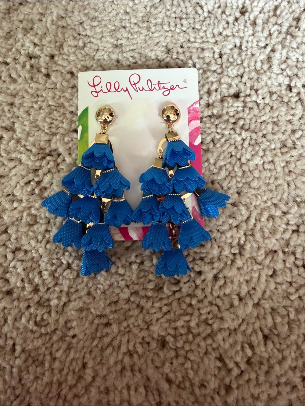 Lilly Pulitzer NWT Blue Floral Tiered Statement Earrings. Bag included